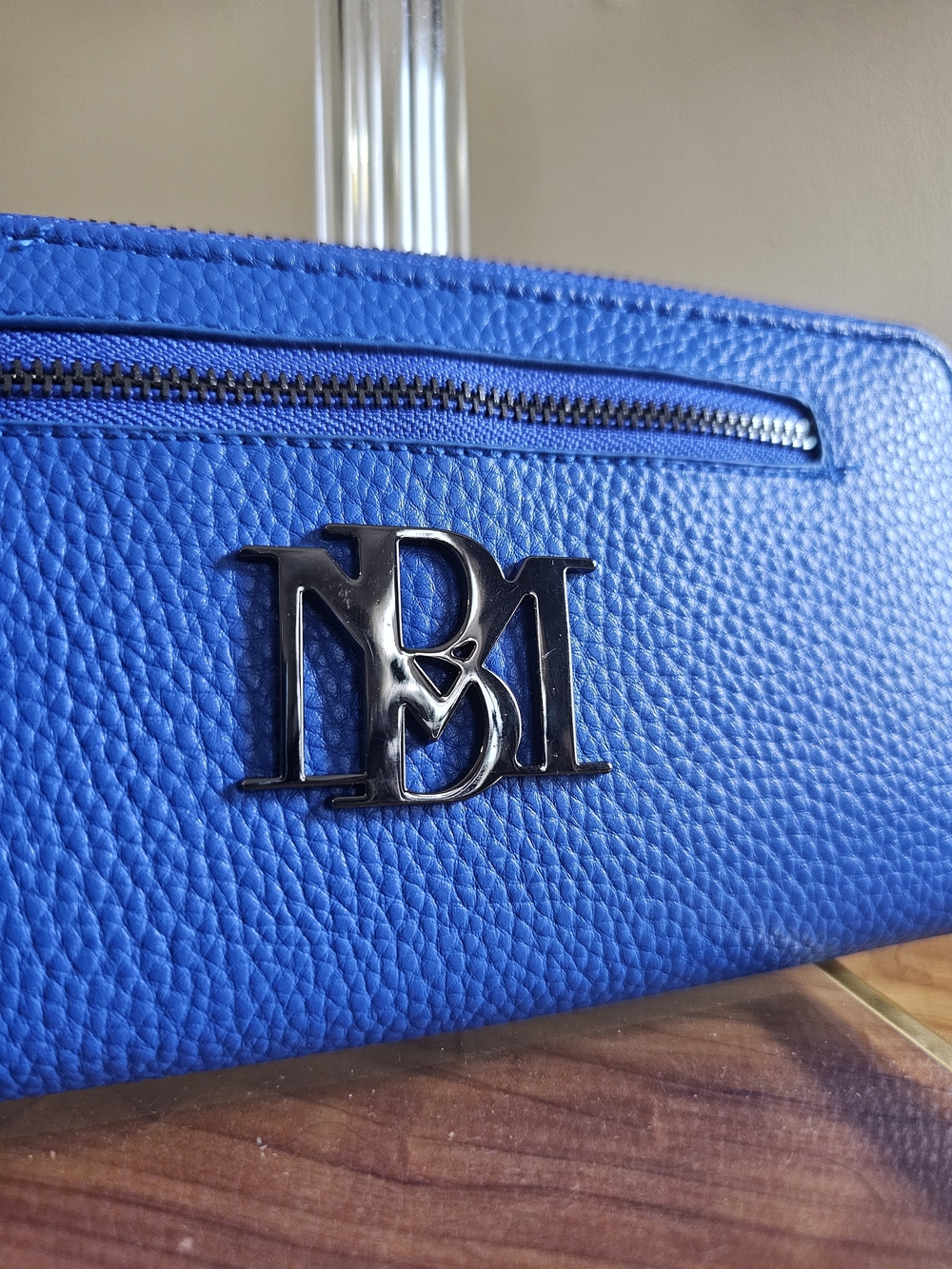 Badgley Mischka Electric Blue Vegan Leather Wallet - Picture 6 of 6